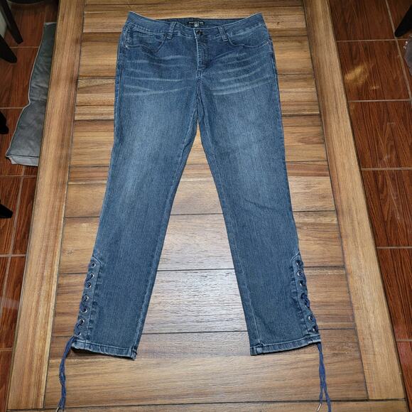 Signature Studio Dark Wash Straight Denim Jeans w/ Lace up Cuffs - Size 12 NWOT - Picture 1 of 8
